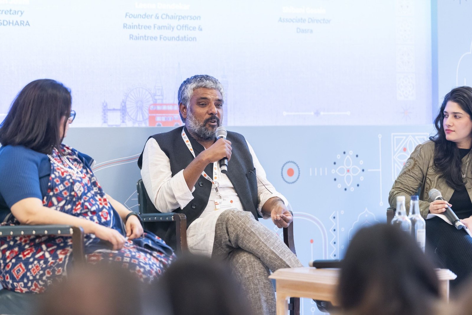 558ab542-c79a-4b91-891e-a983f60b8fc7